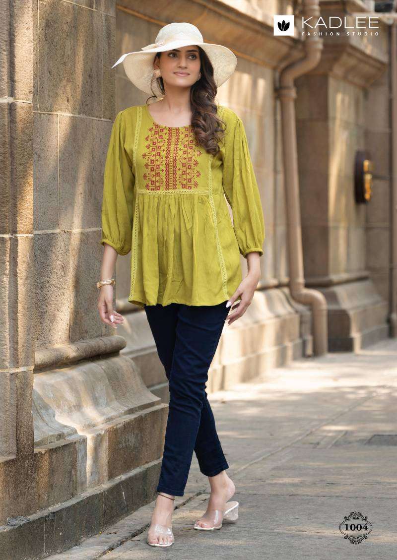 Kadlee KURTI Crystal PRINTED KURTI WHOLESALER 