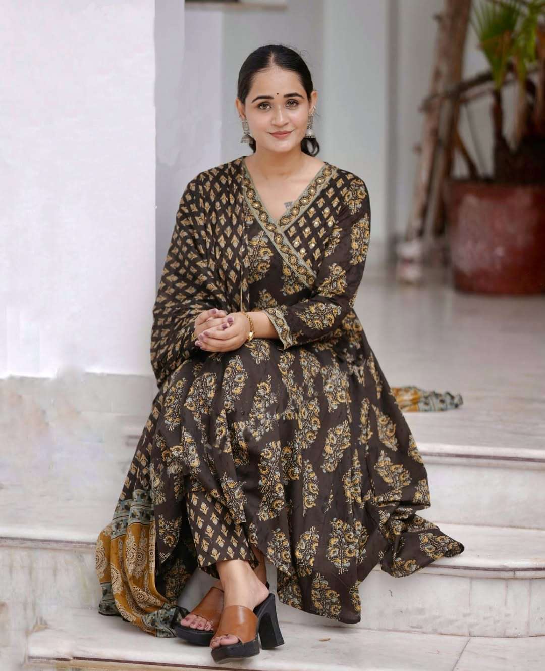 KURTI KART DHRUVI 392 PRINTED KURTI WHOLESALER