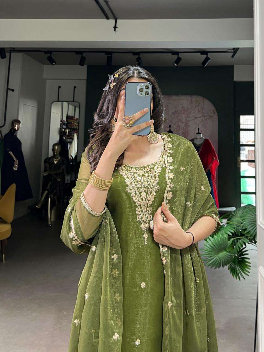P R Clothing nnk3033  PRINTED KURTI WHOLESALER 