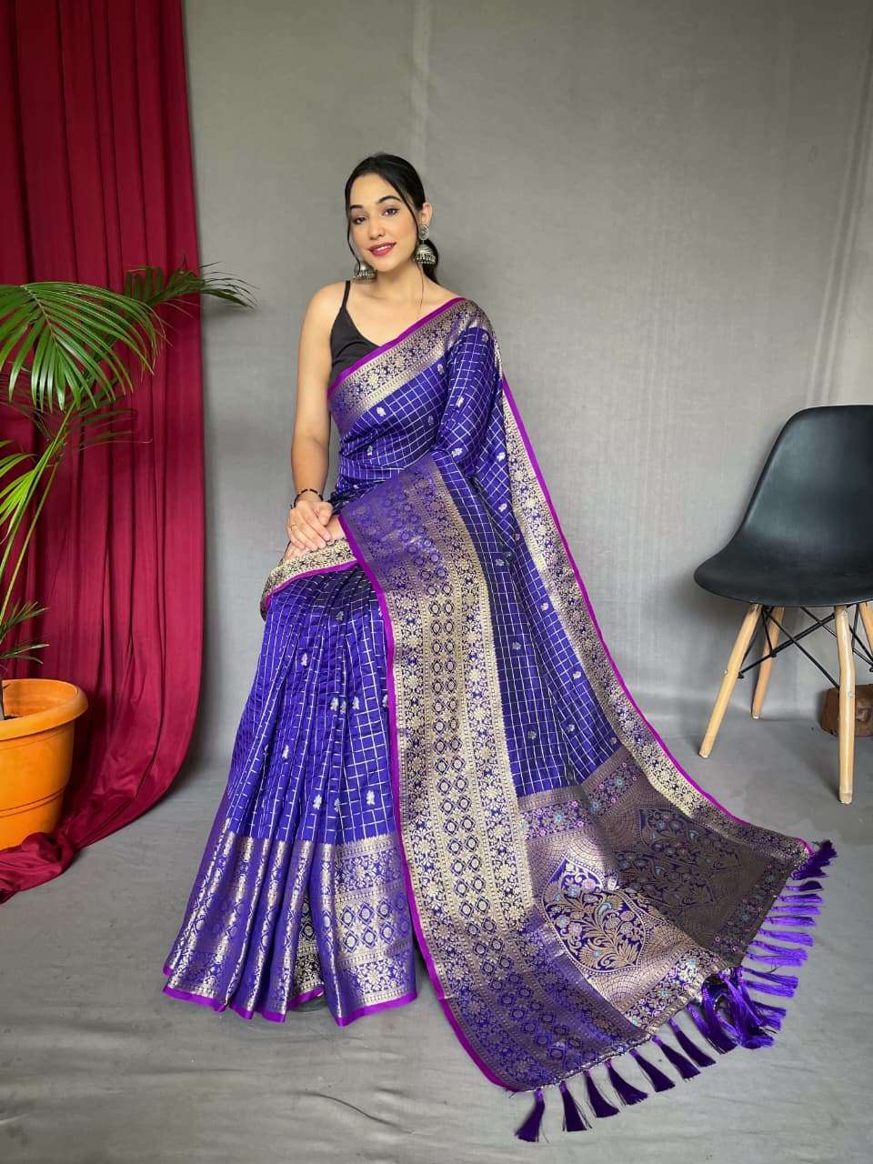 kalindi-antique-weaving-luxurious-handloom-sarees-for-women-0-2026-06-11_12_04_04