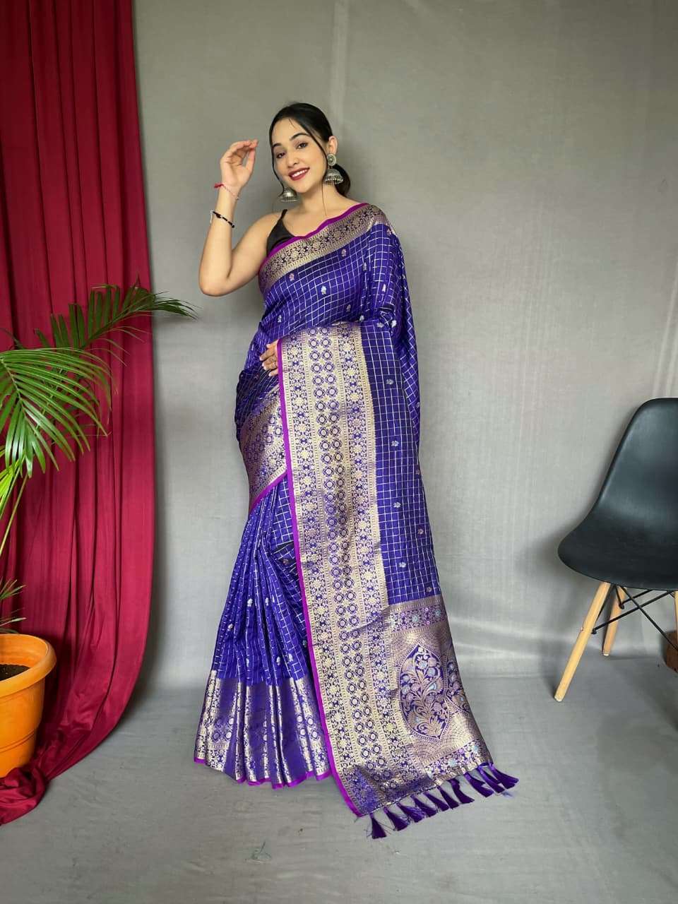 kalindi-antique-weaving-luxurious-handloom-sarees-for-women-1-2026-06-11_12_04_04