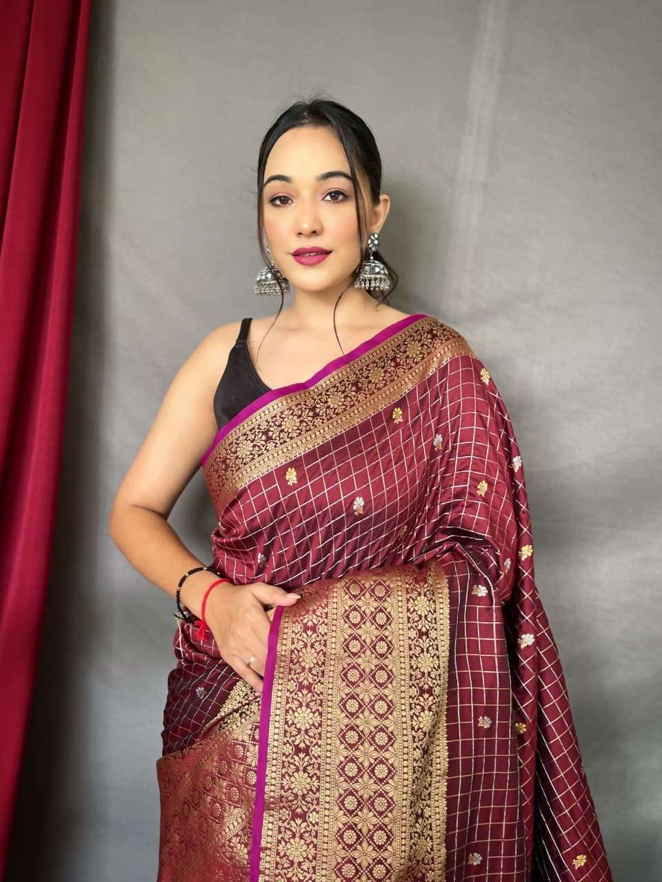 kalindi-antique-weaving-luxurious-handloom-sarees-for-women-16-2026-06-11_12_04_04