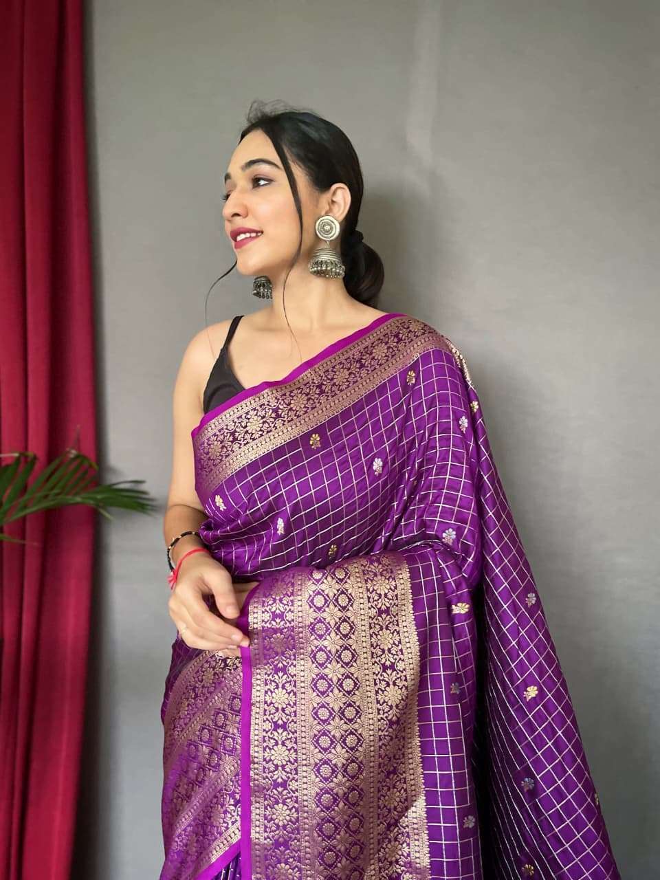 kalindi-antique-weaving-luxurious-handloom-sarees-for-women-17-2026-06-11_12_04_04