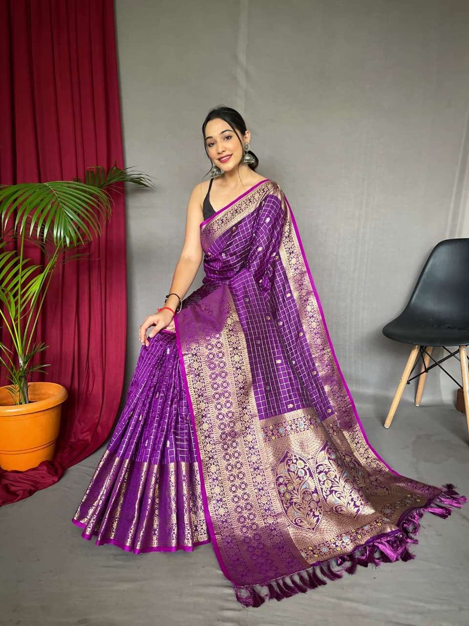 kalindi-antique-weaving-luxurious-handloom-sarees-for-women-18-2026-06-11_12_04_04