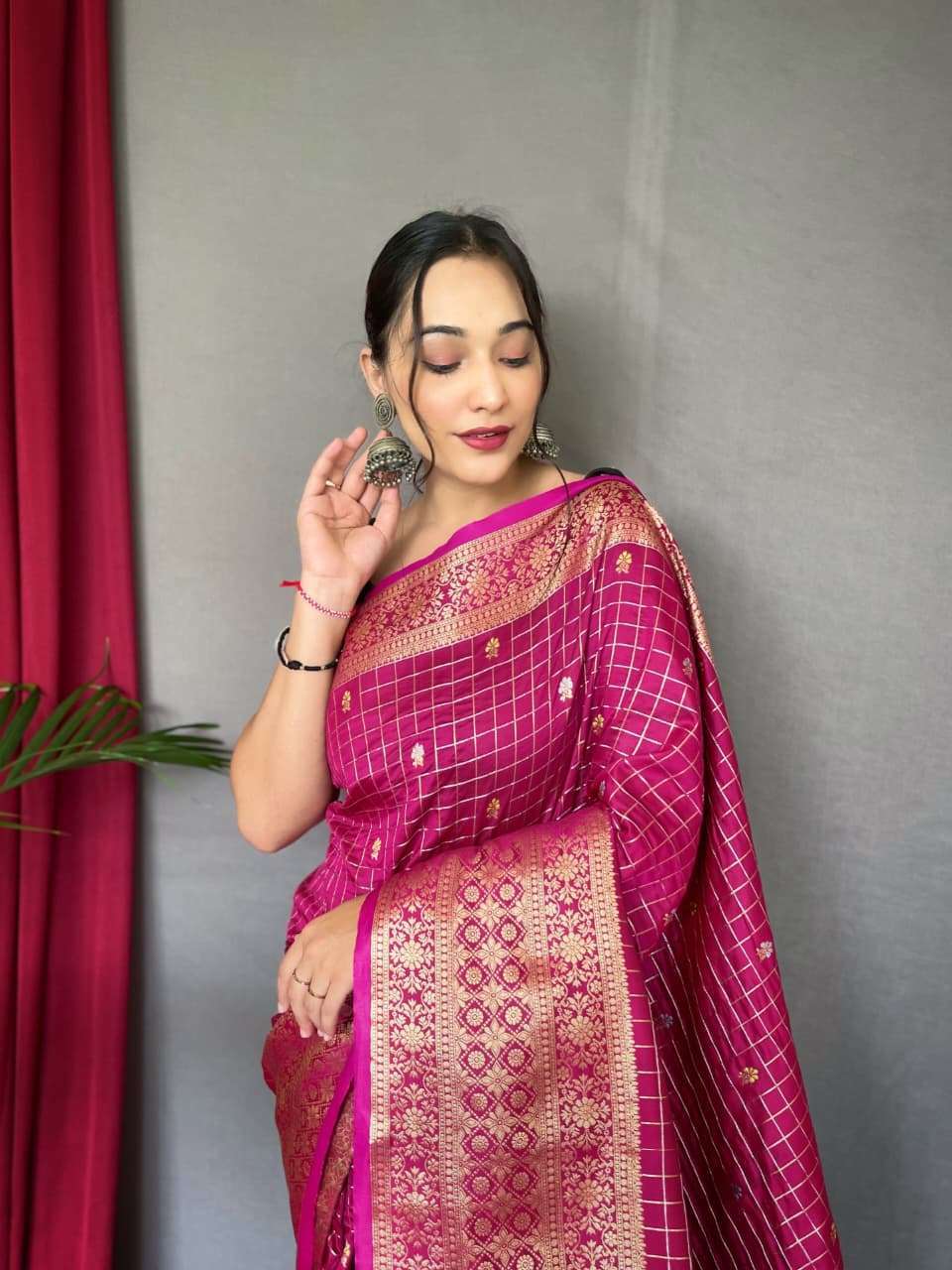 kalindi-antique-weaving-luxurious-handloom-sarees-for-women-6-2026-06-11_12_04_04